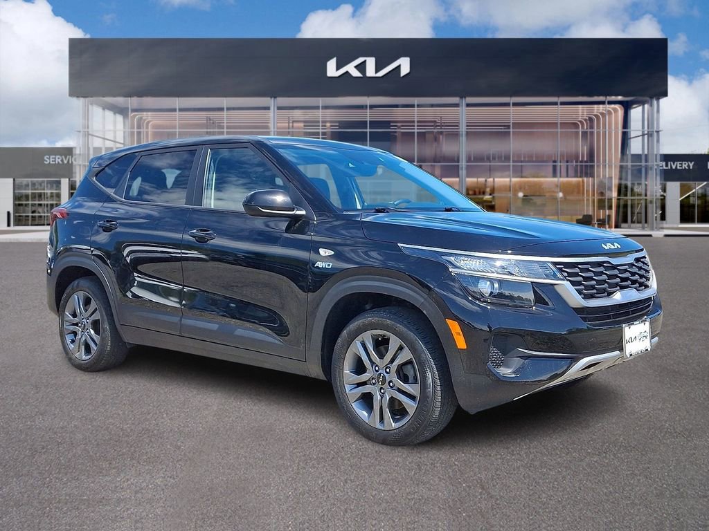 Certified 2023 Kia Seltos LX