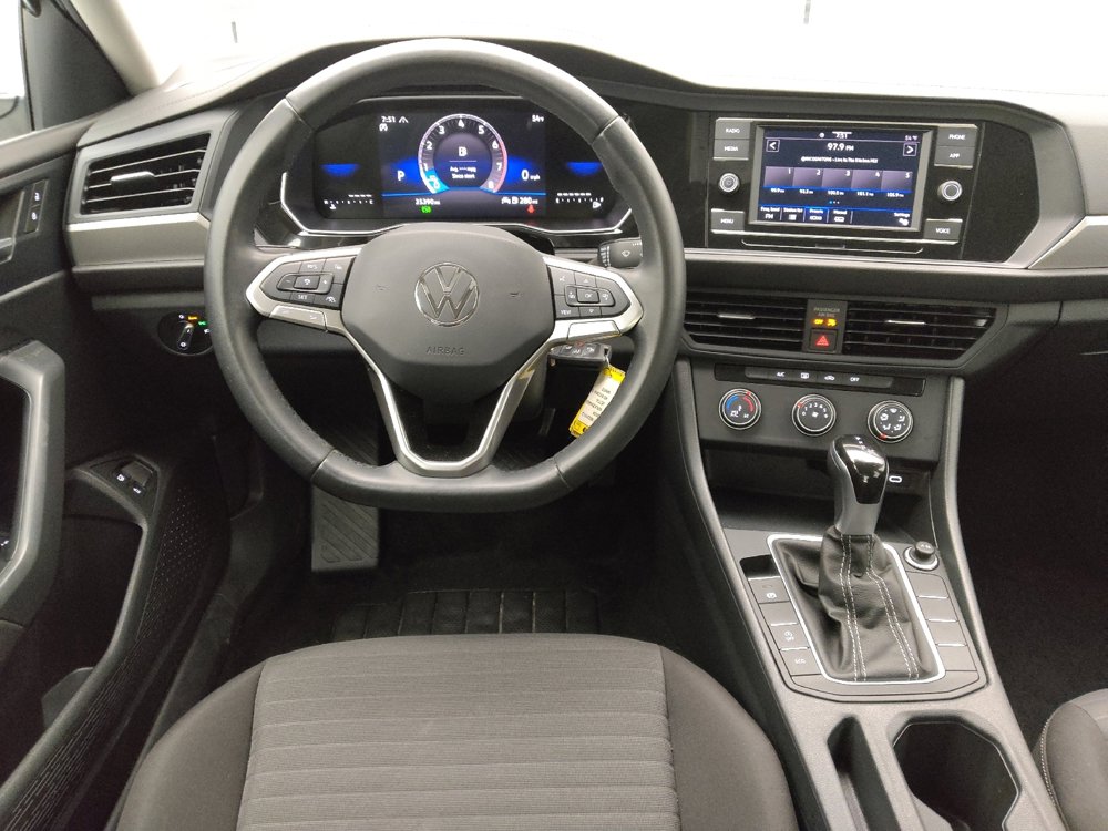 Used 2024 Volkswagen Jetta S image 22