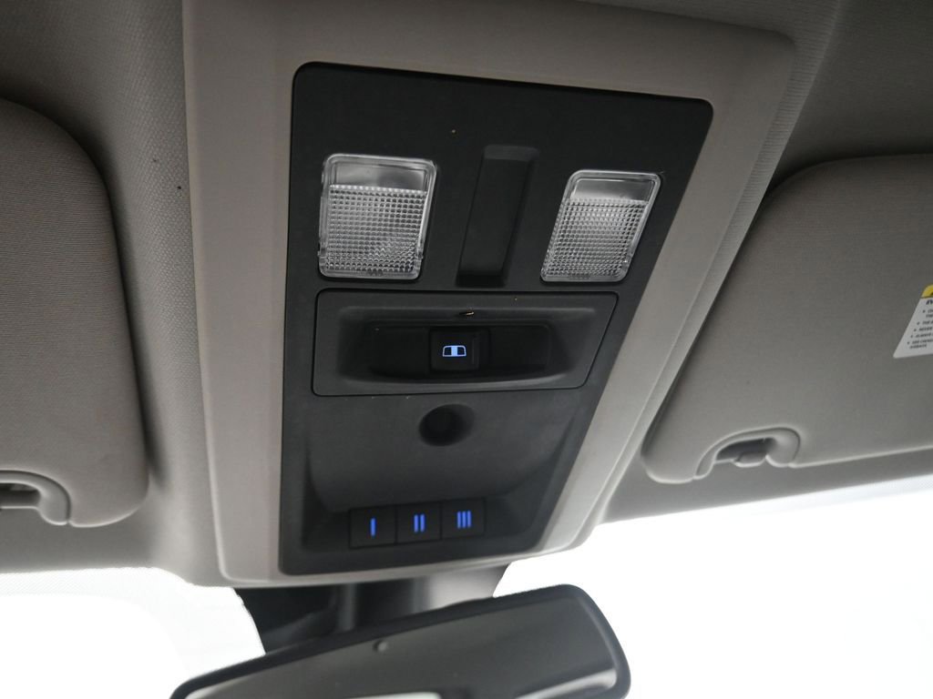 Used 2015 RAM 1500 Outdoorsman image 11