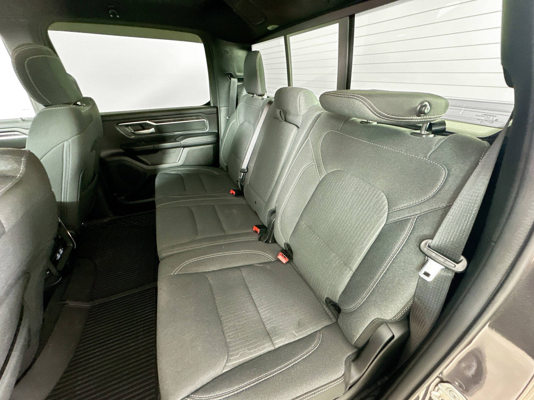 Used 2024 RAM 1500 Big Horn AWD/4WD image 30