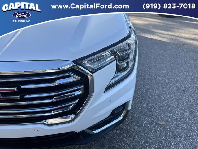 Used 2023 GMC Terrain SLT w/ Tech Package image 11