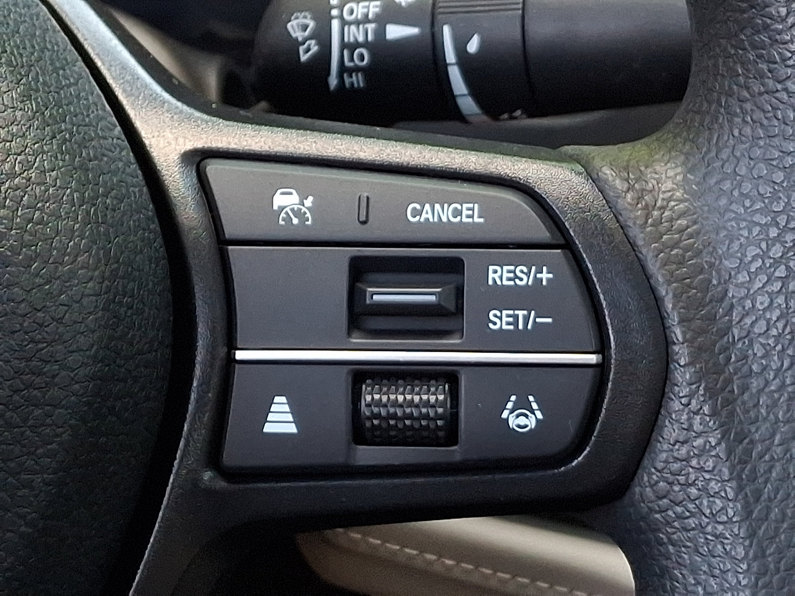 Used 2023 Honda Accord EX image 21