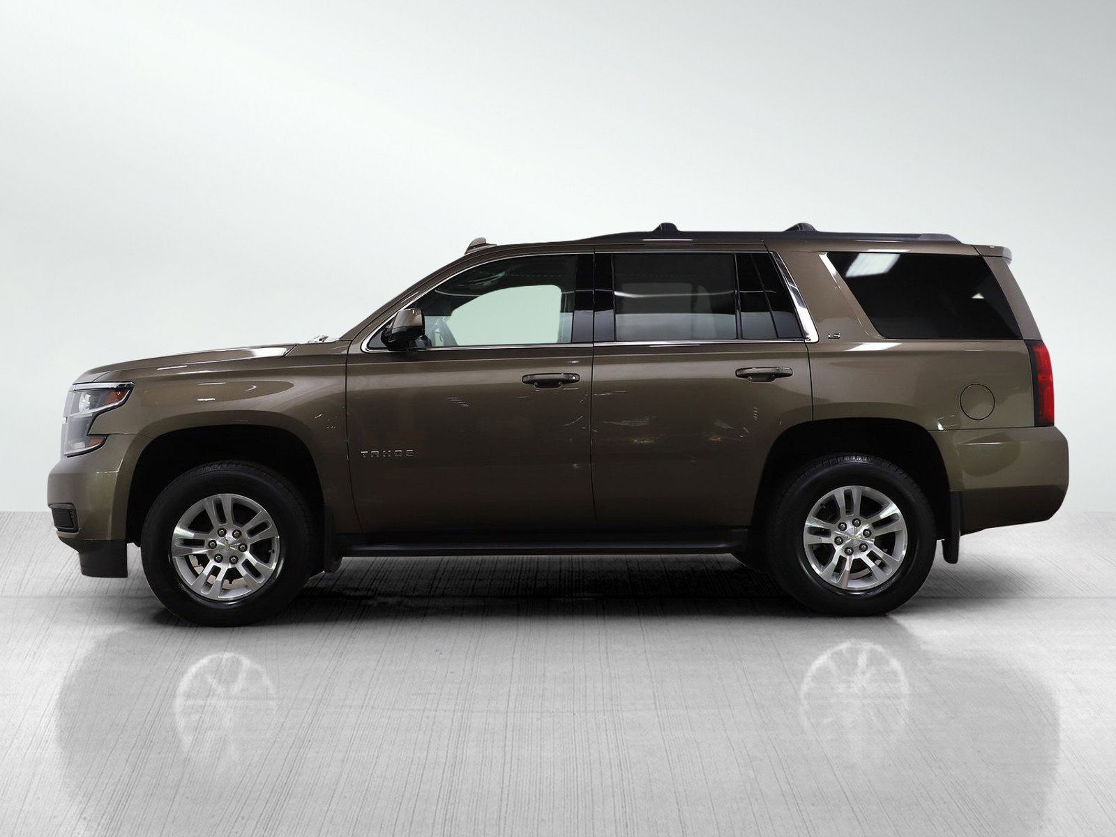 Used 2016 Chevrolet Tahoe LS w/ Max Trailering Package image 2