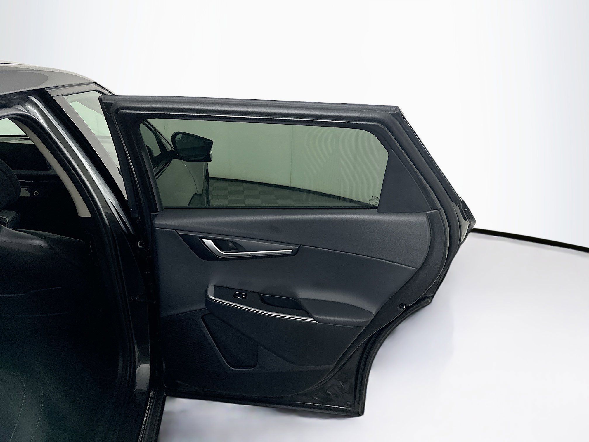 Used 2024 Kia EV6 Light image 29