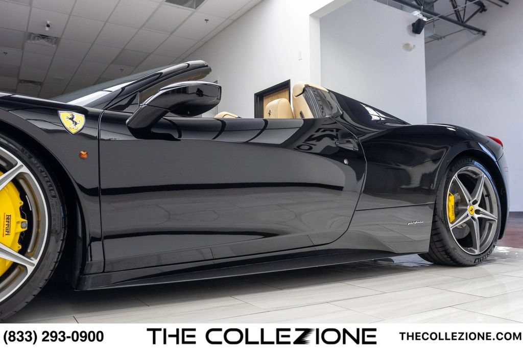 Used 2015 Ferrari 458 Spider RWD image 11