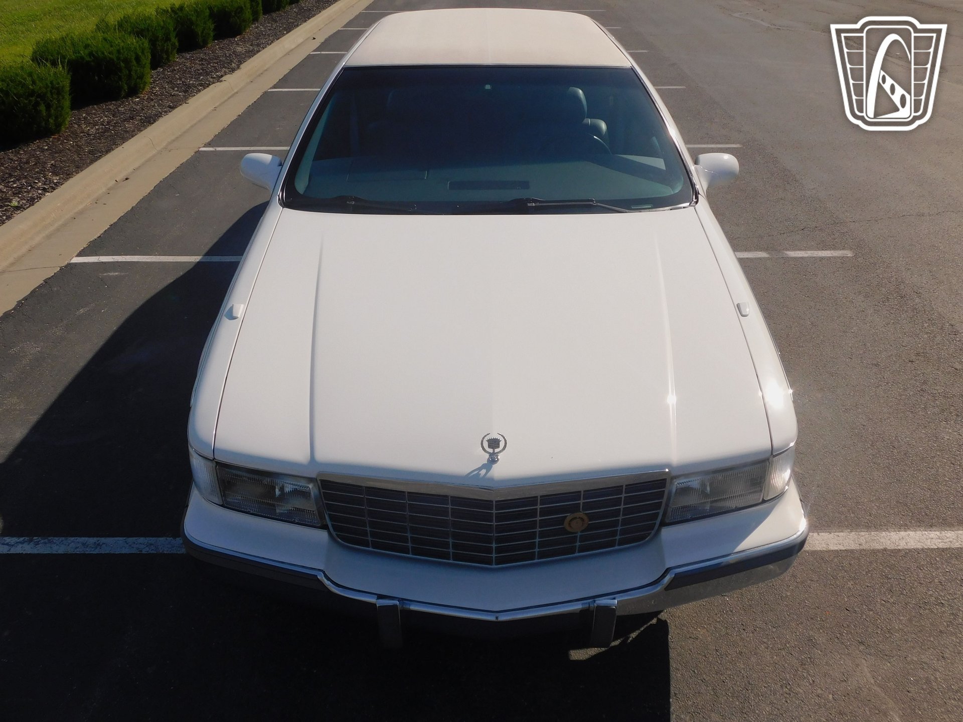 Used 1995 Cadillac Fleetwood Brougham RWD image 16