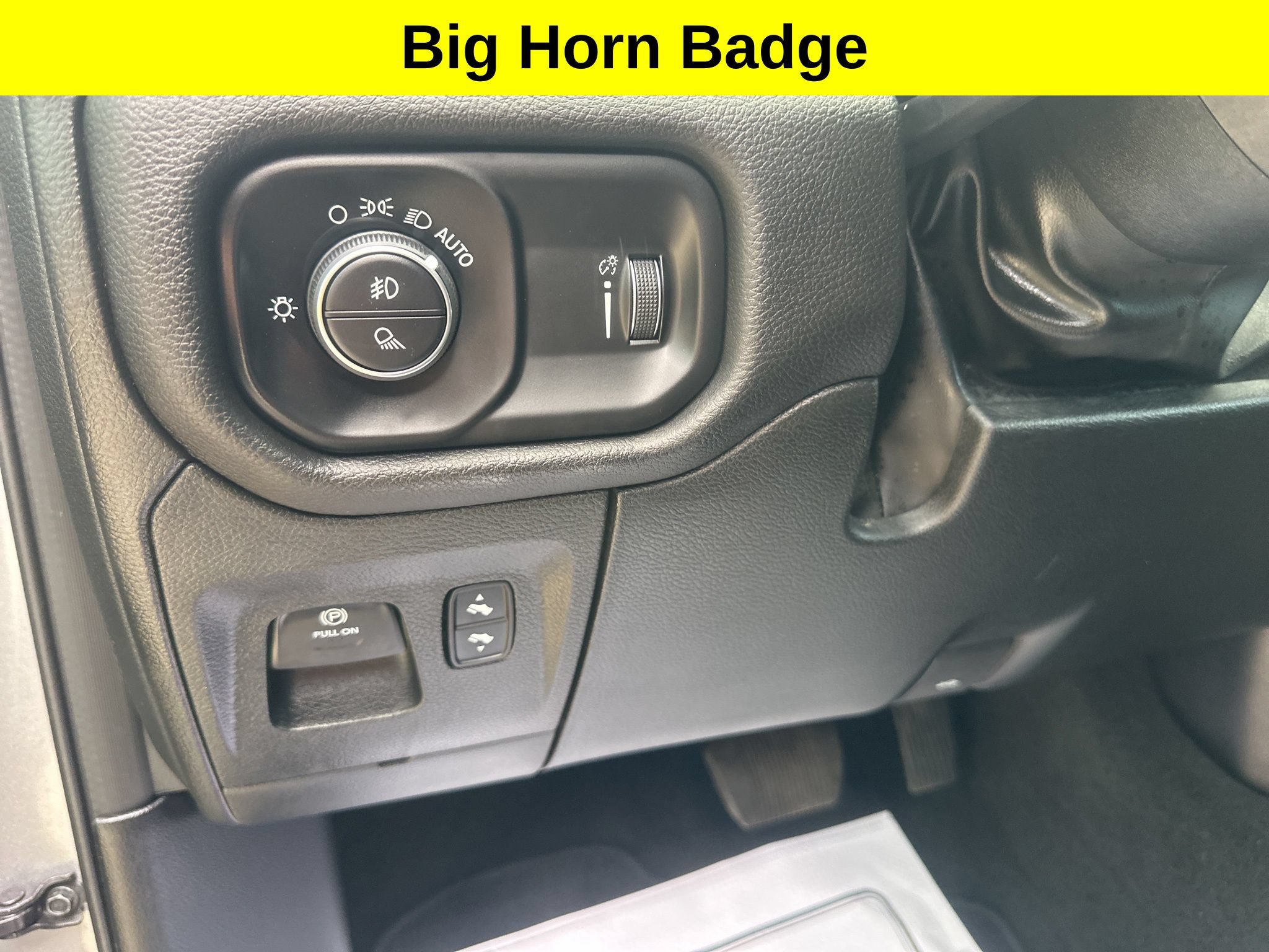 Used 2023 RAM 1500 Big Horn AWD/4WD image 28