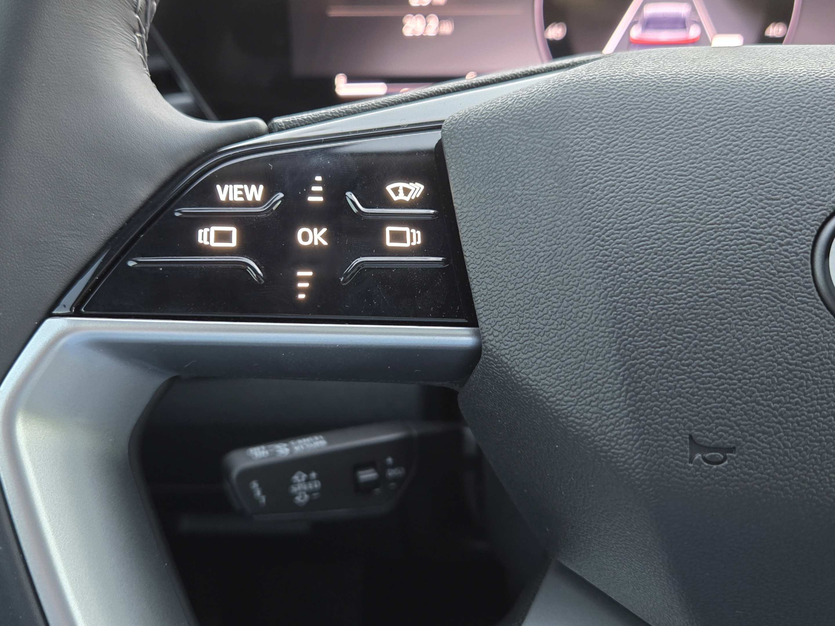 Used 2025 Audi Q5 Premium AWD/4WD image 14