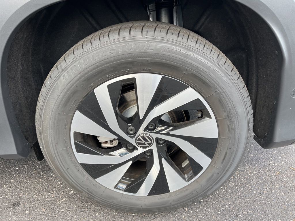 New 2026 Volkswagen Tiguan S FWD image 7