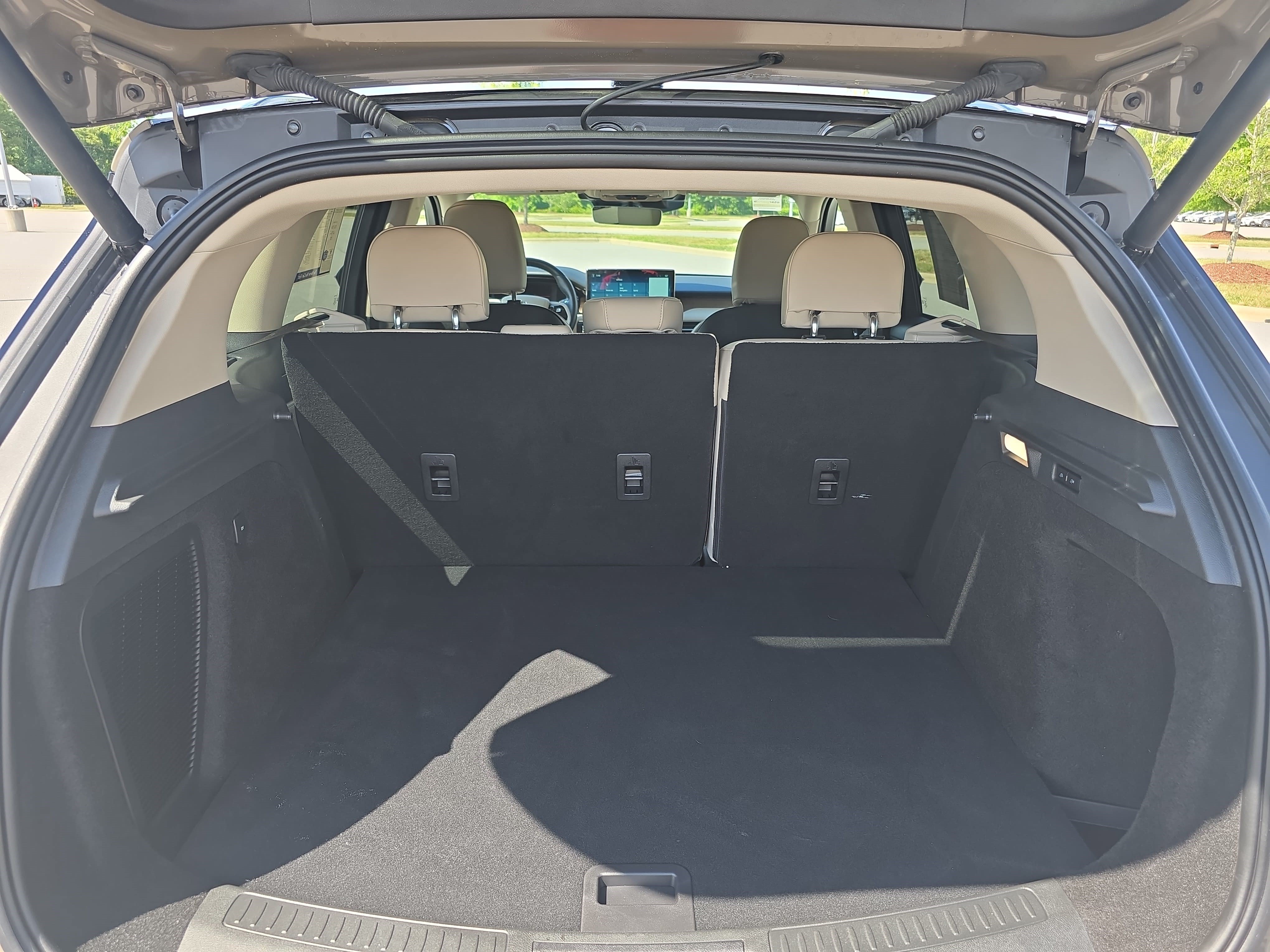 New 2026 Lincoln Corsair Reserve AWD/4WD image 12