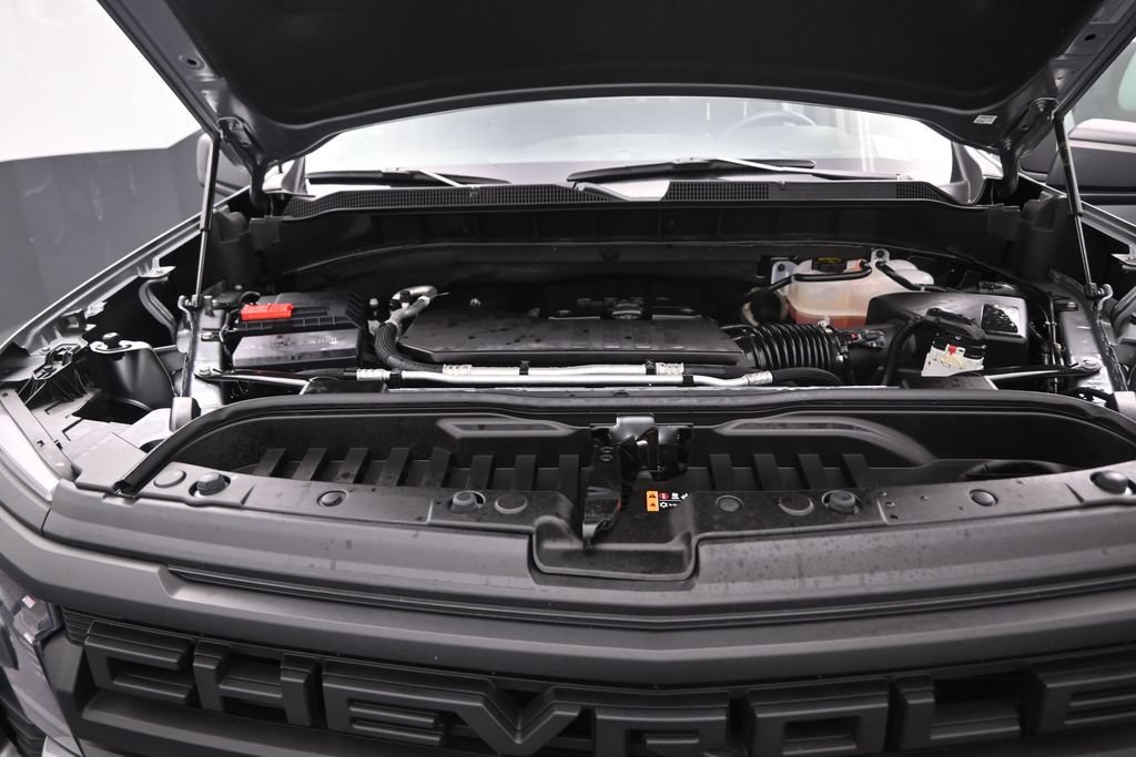 Used 2026 Chevrolet Silverado 1500 Custom RWD image 16