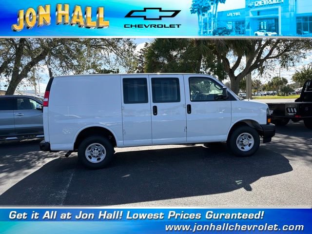 New 2024 Chevrolet Express 2500 w/ Driver Convenience Package image 12