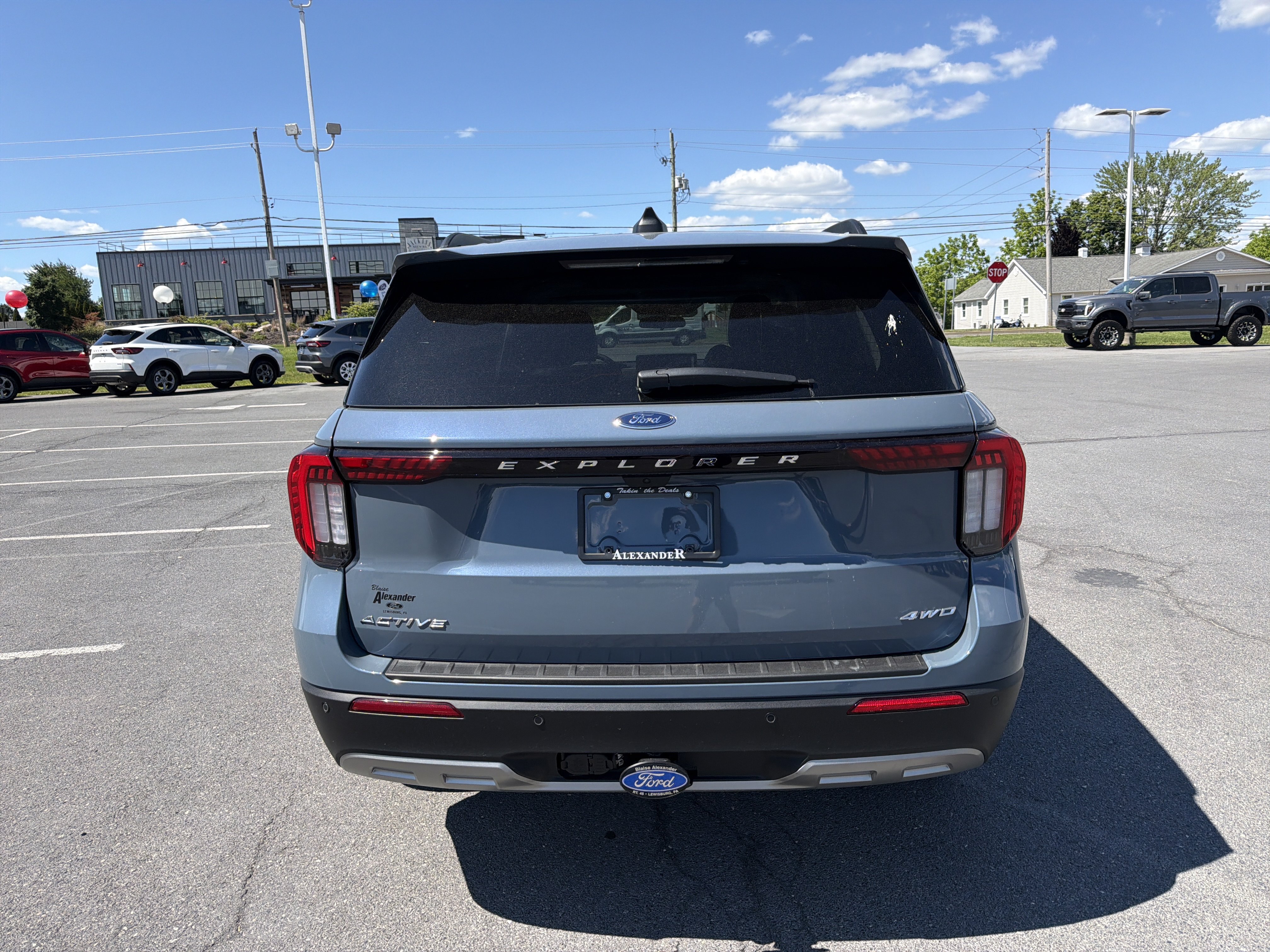 New 2026 Ford Explorer Active w/ Active Comfort Package AWD/4WD image 4