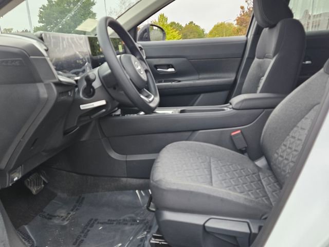 New 2026 Nissan Kicks SV image 5