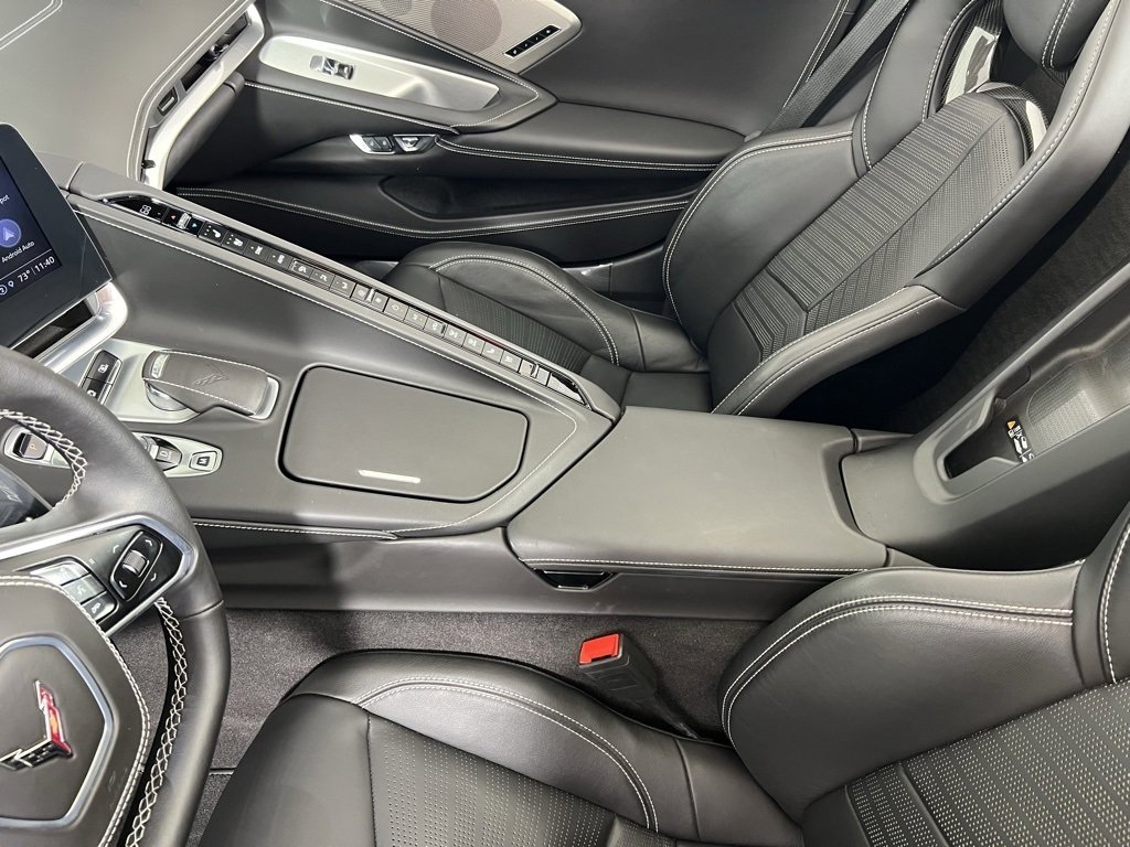 Used 2022 Chevrolet Corvette Stingray w/ Z51 Performance Package image 32