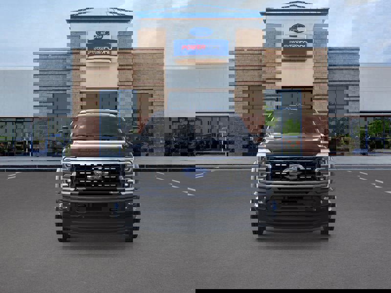 New 2026 Ford F450 Platinum image 3