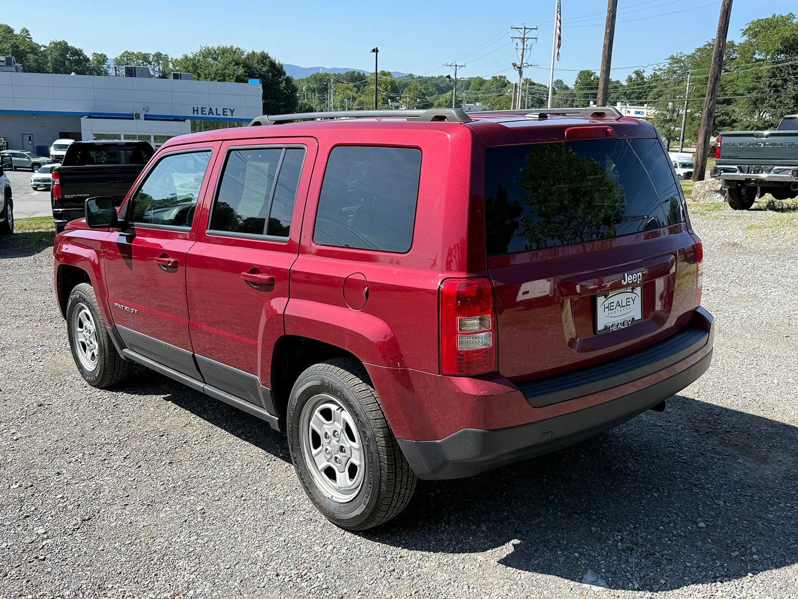 Used 2016 Jeep Patriot Sport w/ Power Value Group FWD image 4