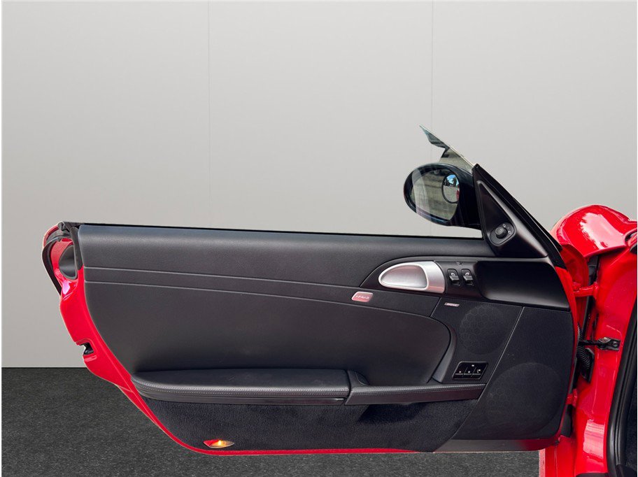 Used 2011 Porsche Cayman S image 19