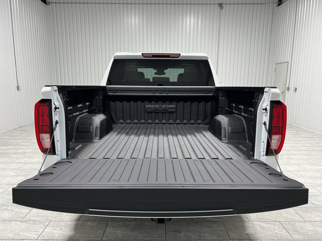New 2026 GMC Sierra 1500 SLE image 25