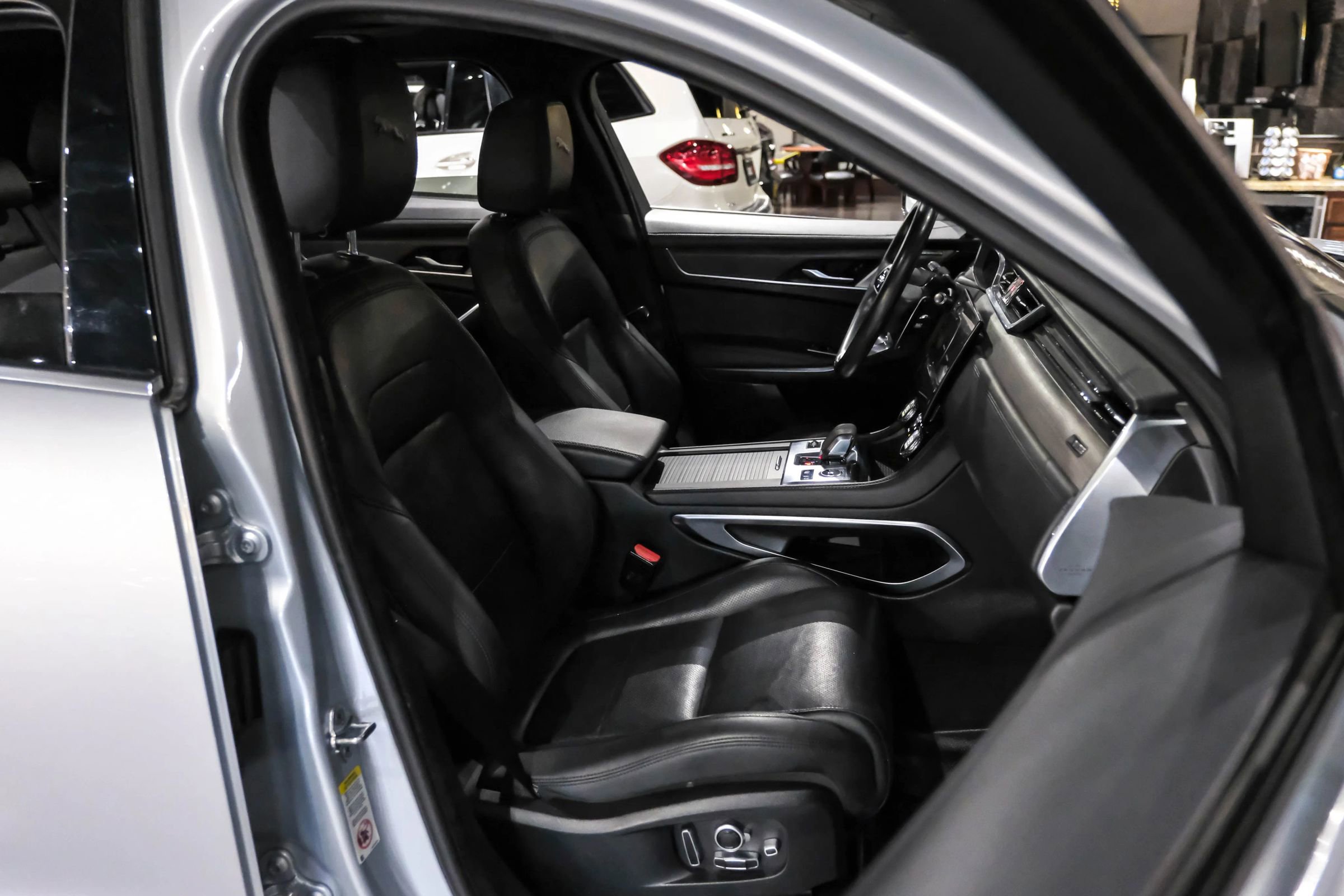 Used 2021 Jaguar F-PACE S image 32