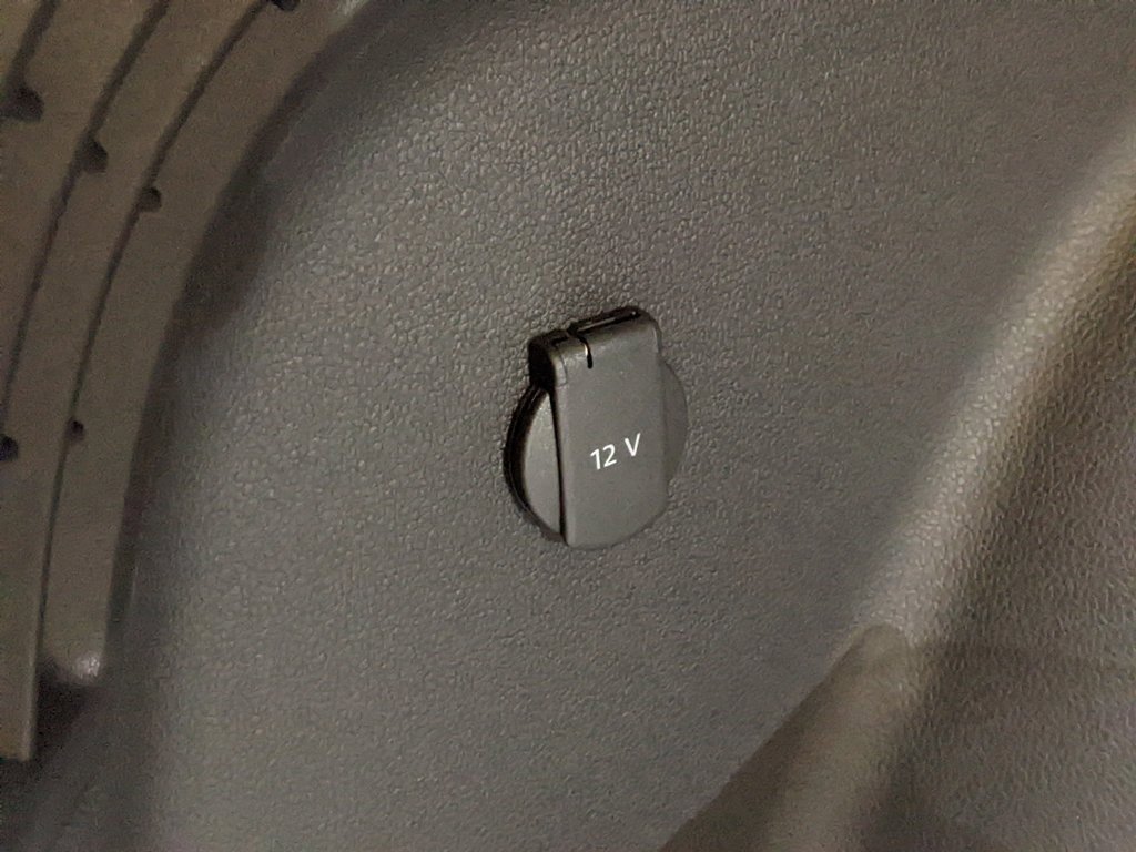 New 2026 Volkswagen Atlas Cross Sport SE image 28