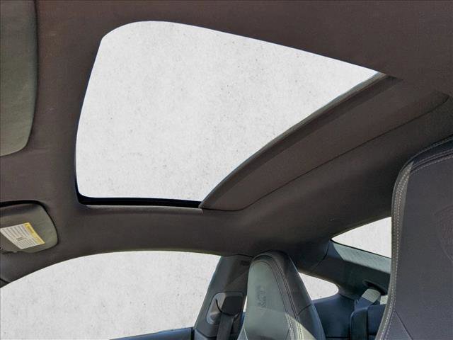 Used 2020 Porsche 911 Carrera RWD image 15