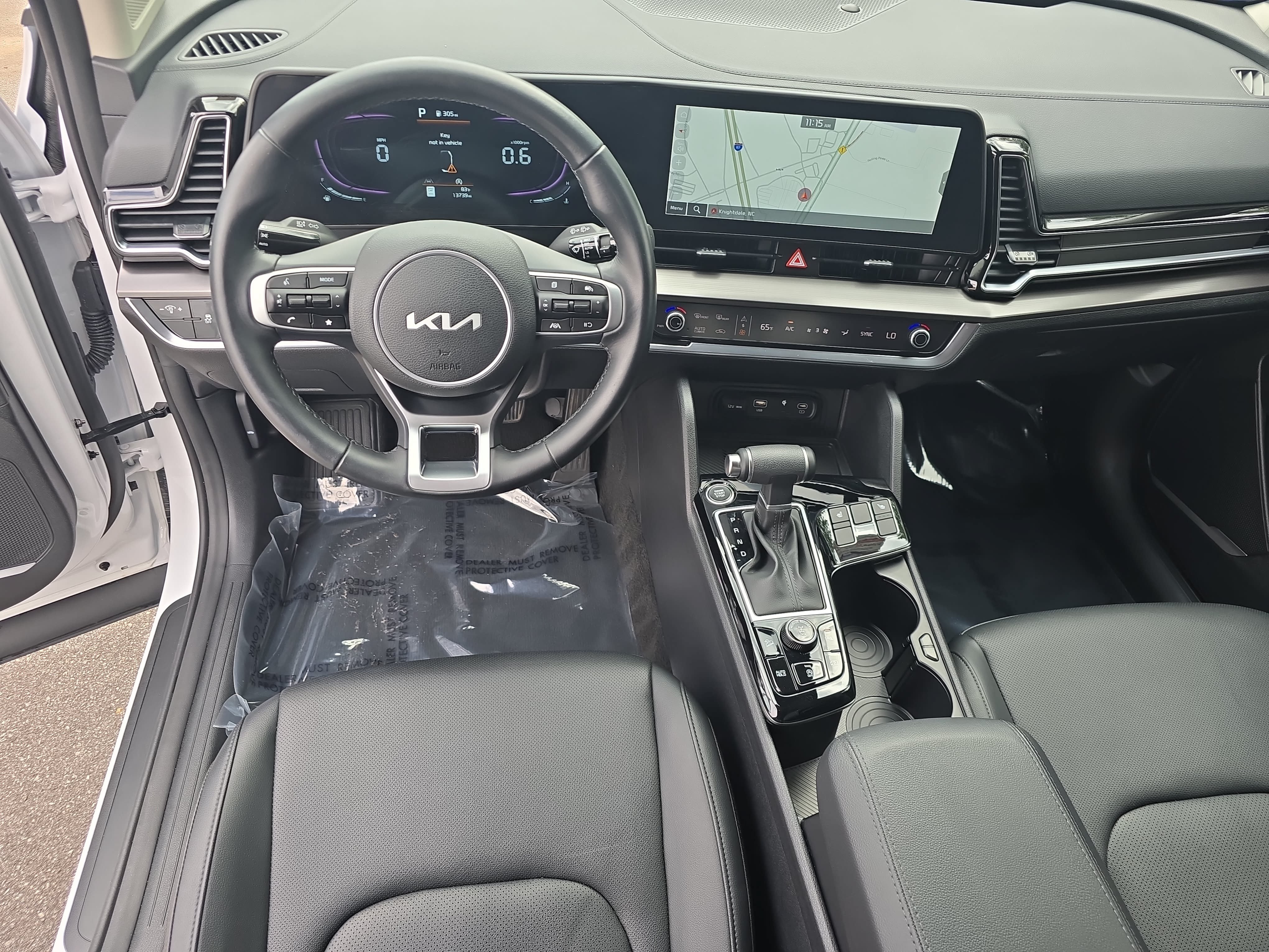 Used 2024 Kia Sportage EX AWD/4WD image 16