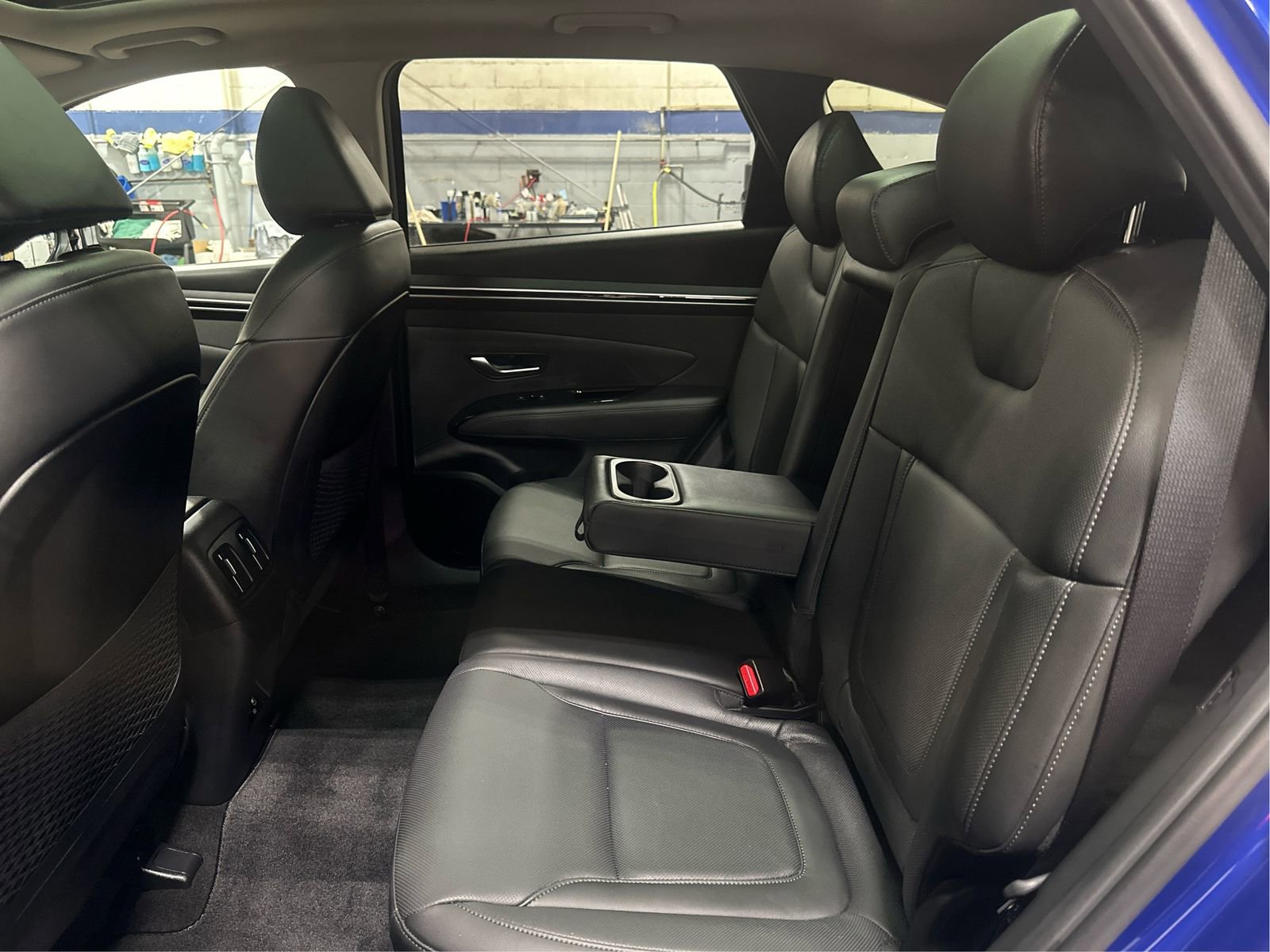 Certified 2023 Hyundai Tucson Limited AWD/4WD image 10