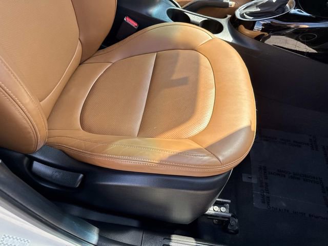 Used 2015 Kia Soul ! w/ Sun & Sound Package FWD image 10