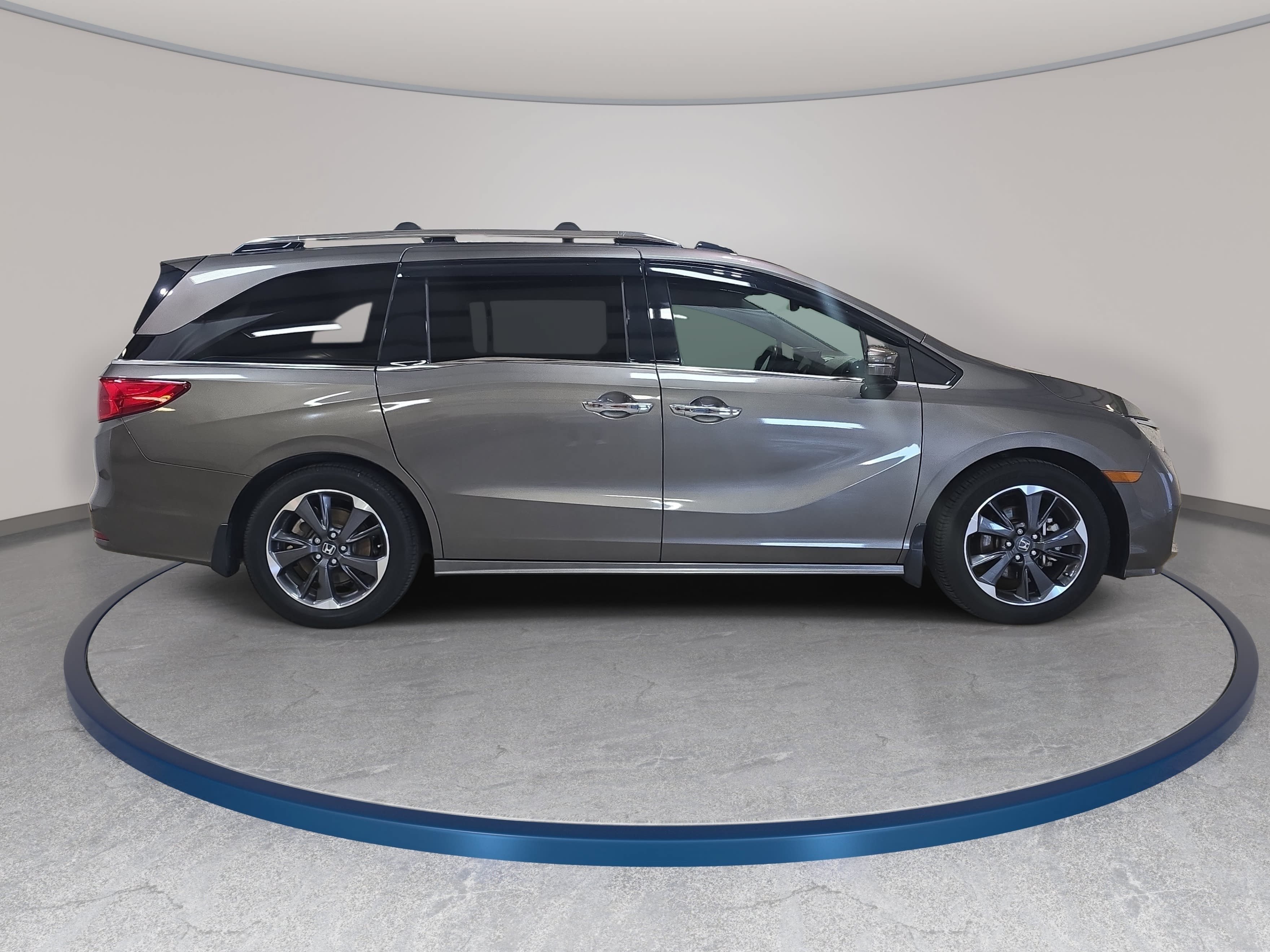 Certified 2022 Honda Odyssey Elite image 5