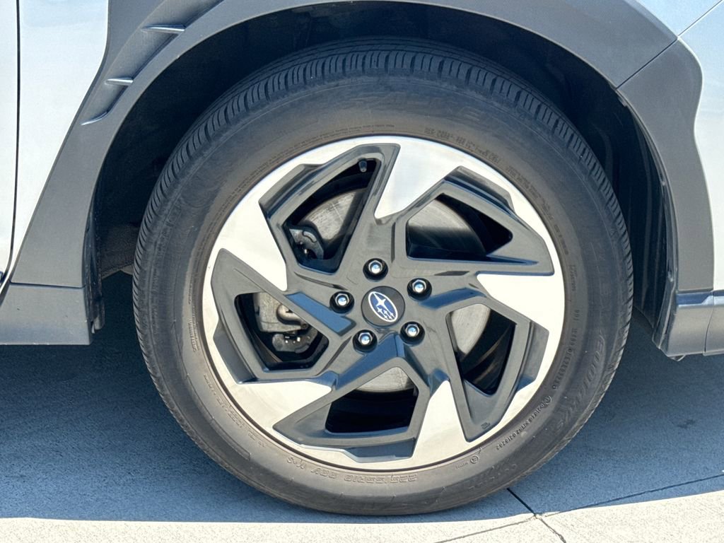 Used 2024 Subaru Crosstrek 2.5i Limited w/ Crosstrek Mirror Package AWD/4WD image 11