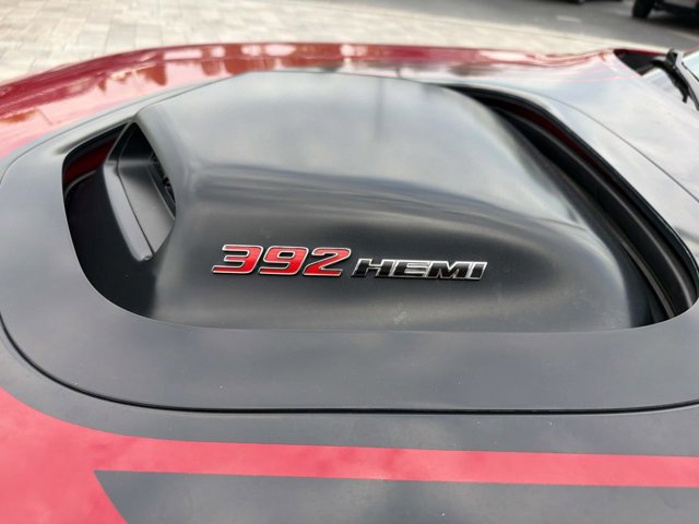 Used 2016 Dodge Challenger R/T Scat Pack RWD image 9