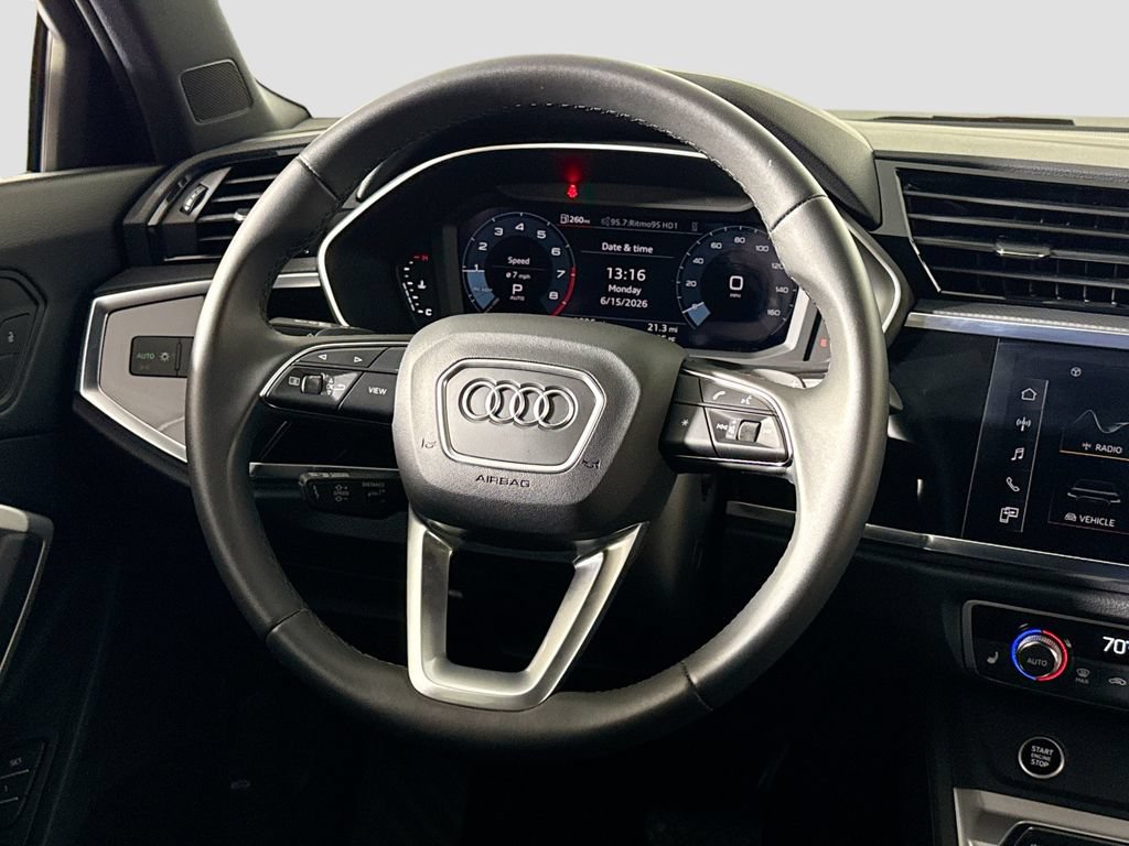 Used 2025 Audi Q3 2.0T Premium w/ Convenience Package AWD/4WD image 10