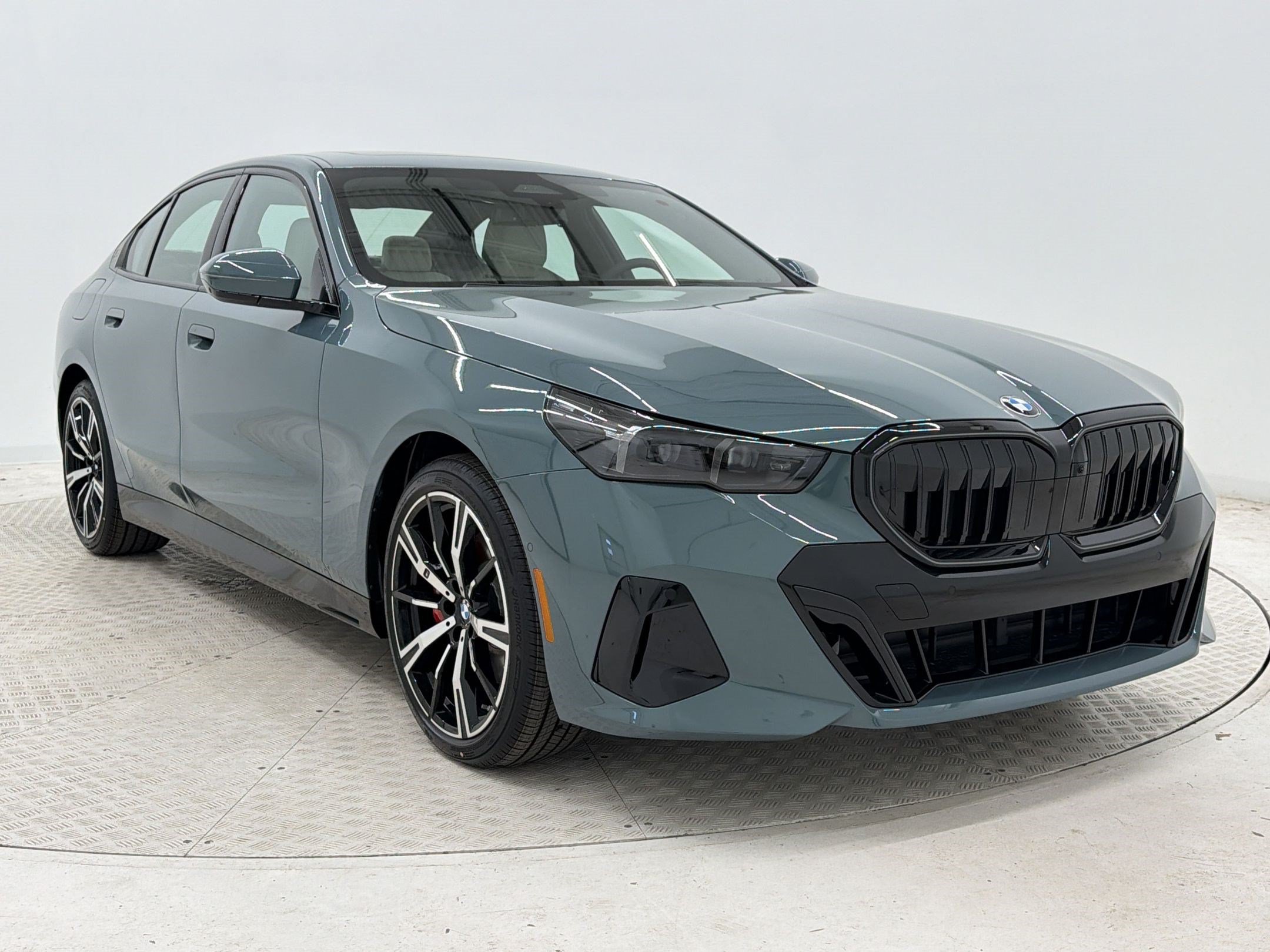 New 2026 BMW 530i w/ M Sport Package RWD image 7