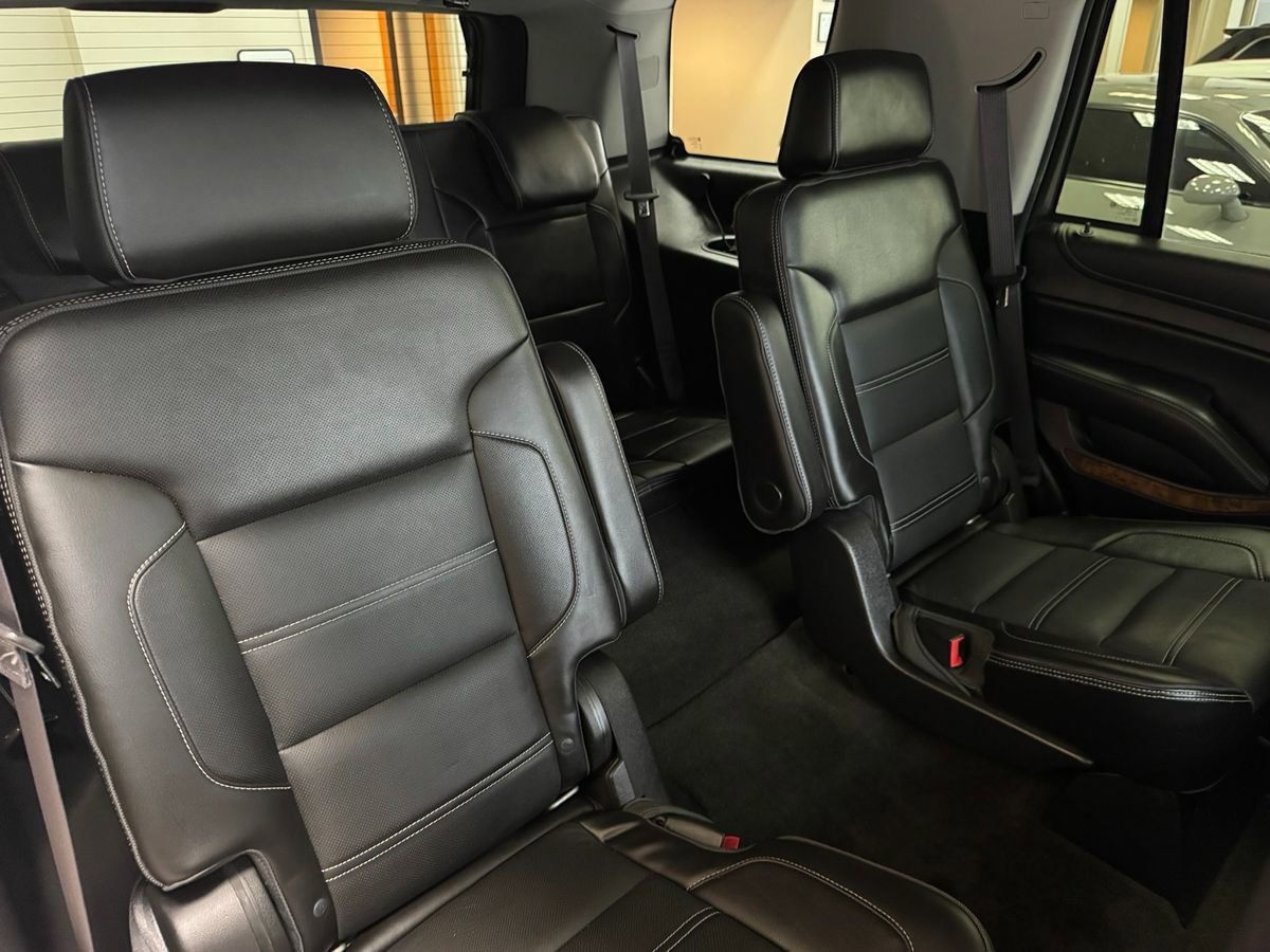 Used 2015 GMC Yukon Denali w/ Premium Package AWD/4WD image 48