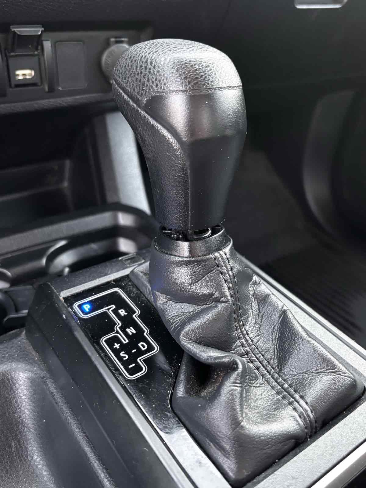 Used 2022 Toyota Tacoma SR image 20