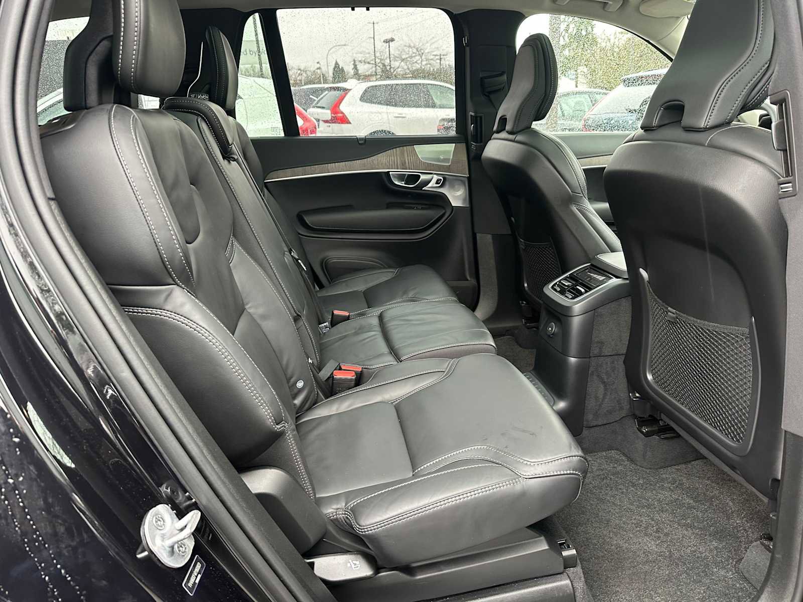 Certified 2024 Volvo XC90 T8 Ultimate image 12