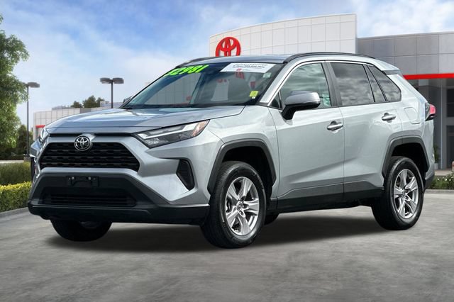 Certified 2025 Toyota RAV4 XLE FWD image 10