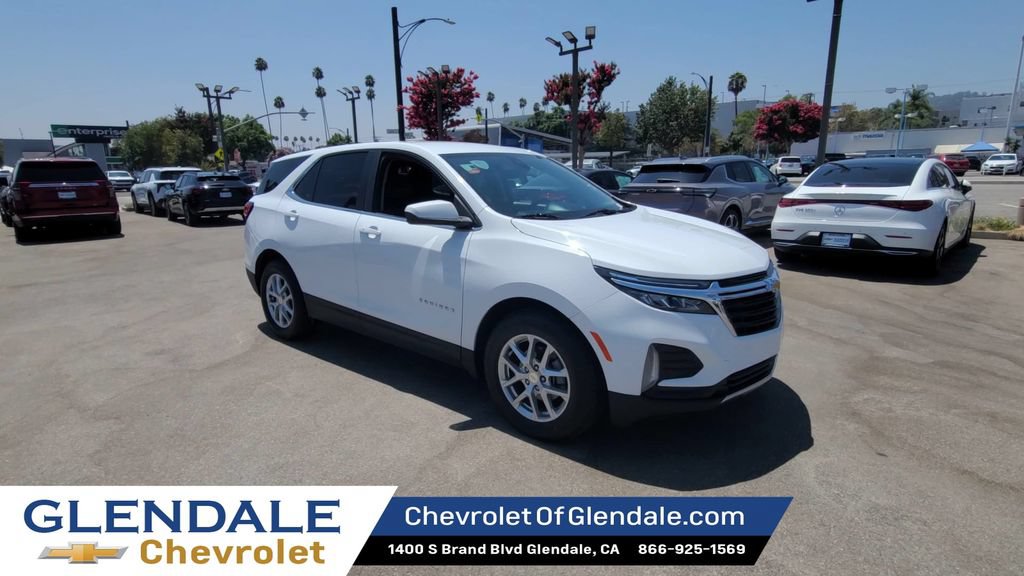 Certified 2024 Chevrolet Equinox LT FWD image 3