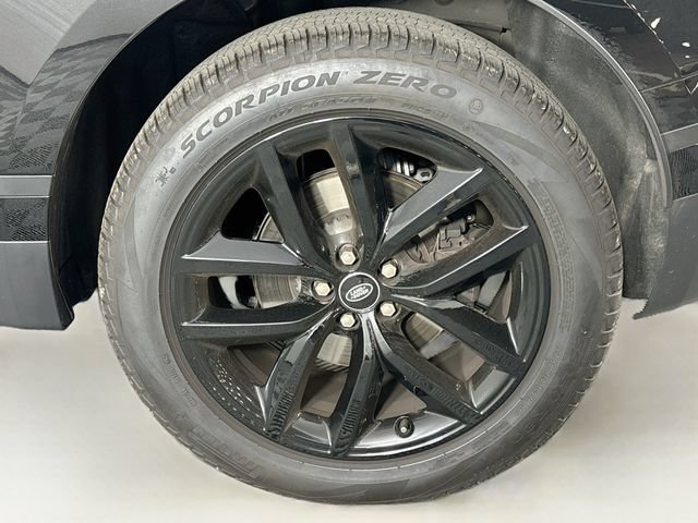 Used 2026 Land Rover Range Rover Velar S AWD/4WD image 31