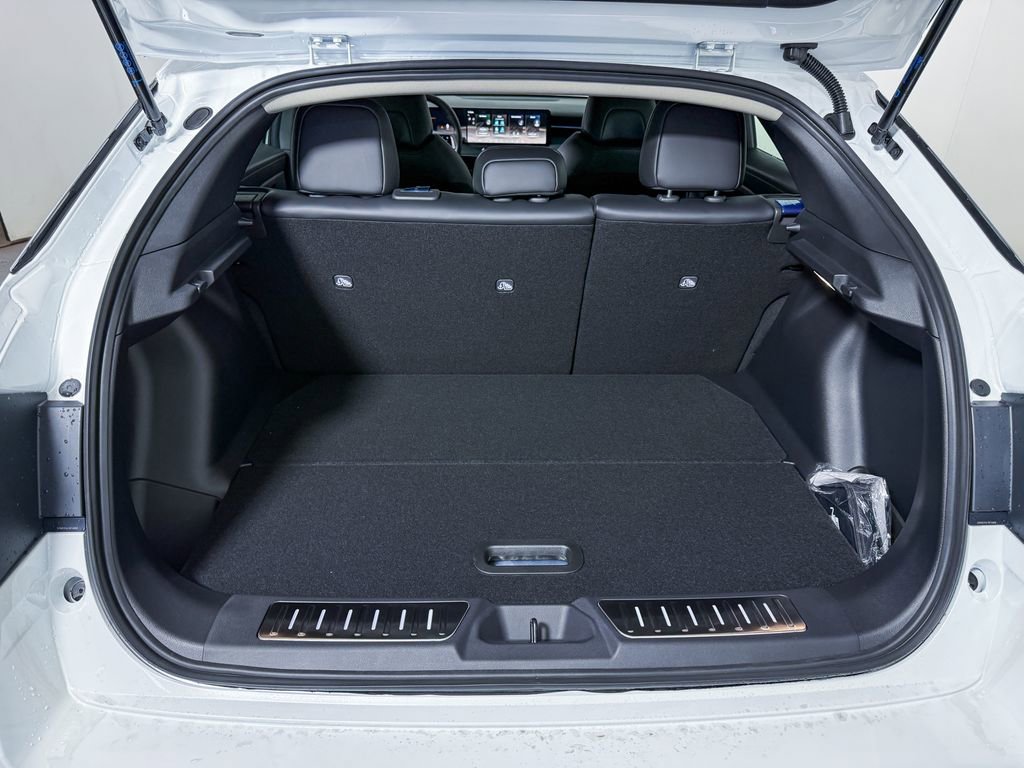 New 2026 Nissan Leaf SV+ w/ Illuminated Package image 31