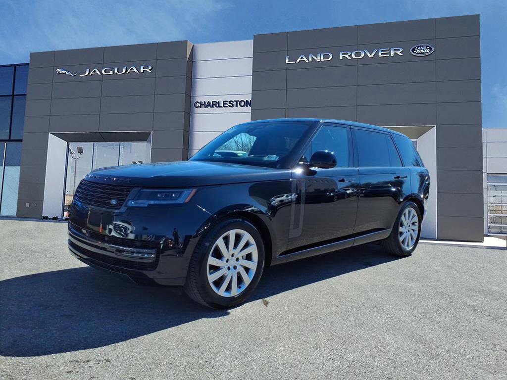 Used 2025 Land Rover Range Rover Long Wheelbase SE