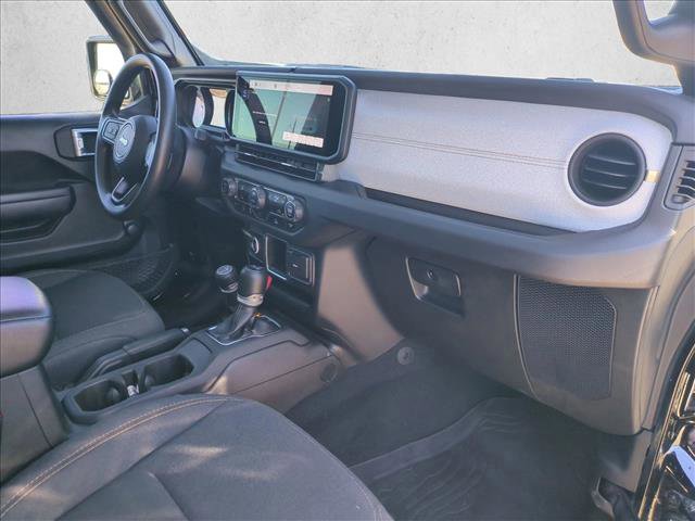 Used 2024 Jeep Gladiator Sport image 20