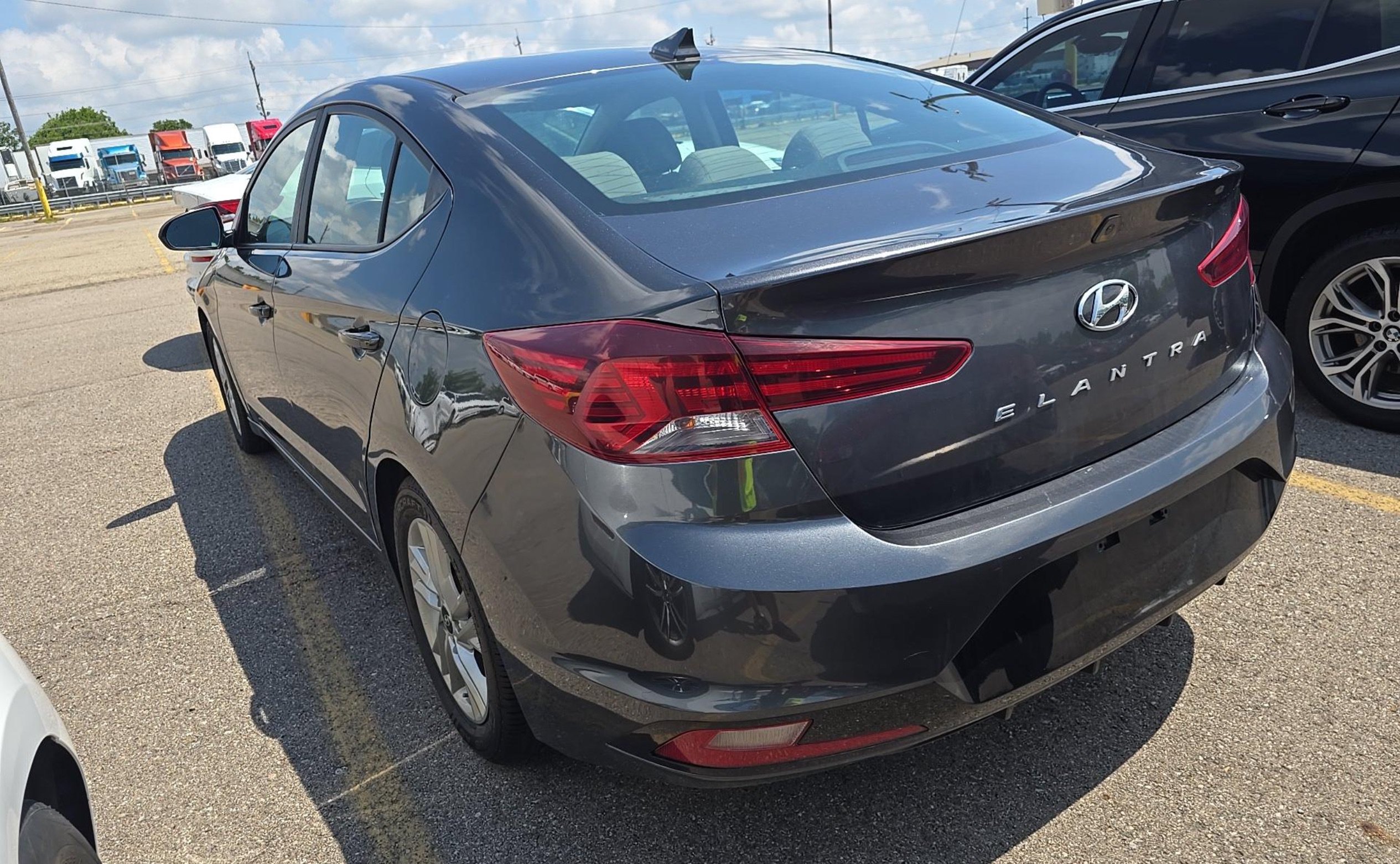 Used 2020 Hyundai Elantra SEL FWD image 5