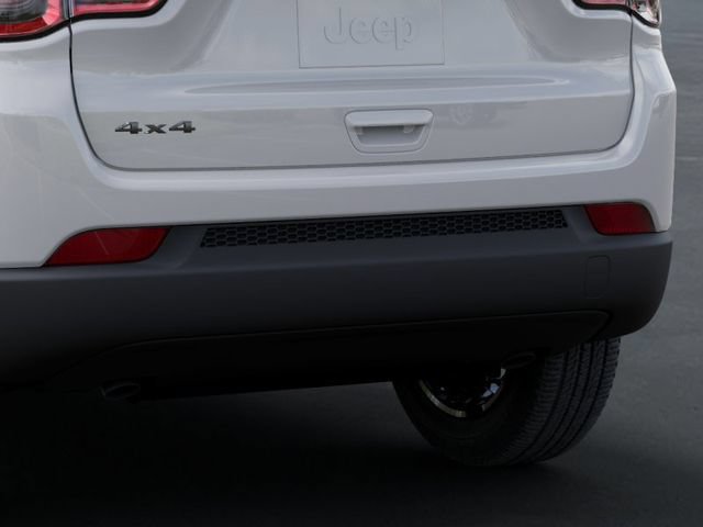 New 2026 Jeep Compass Latitude AWD/4WD image 13