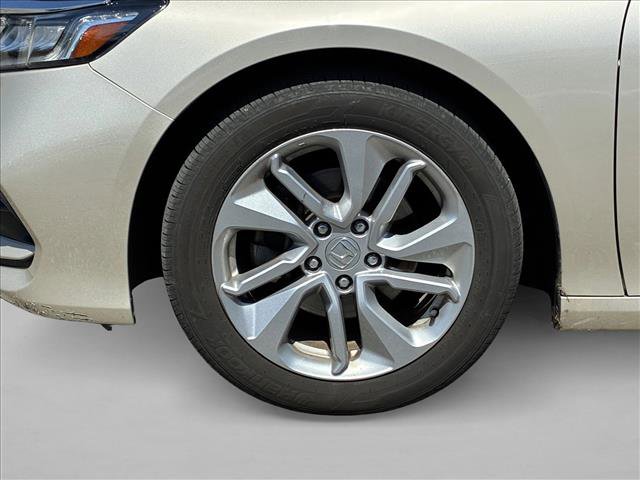 Used 2018 Honda Accord LX image 9