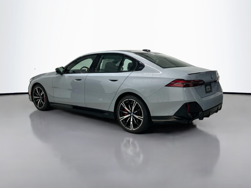 Used 2024 BMW i5 M60 w/ Executive Package AWD/4WD image 3