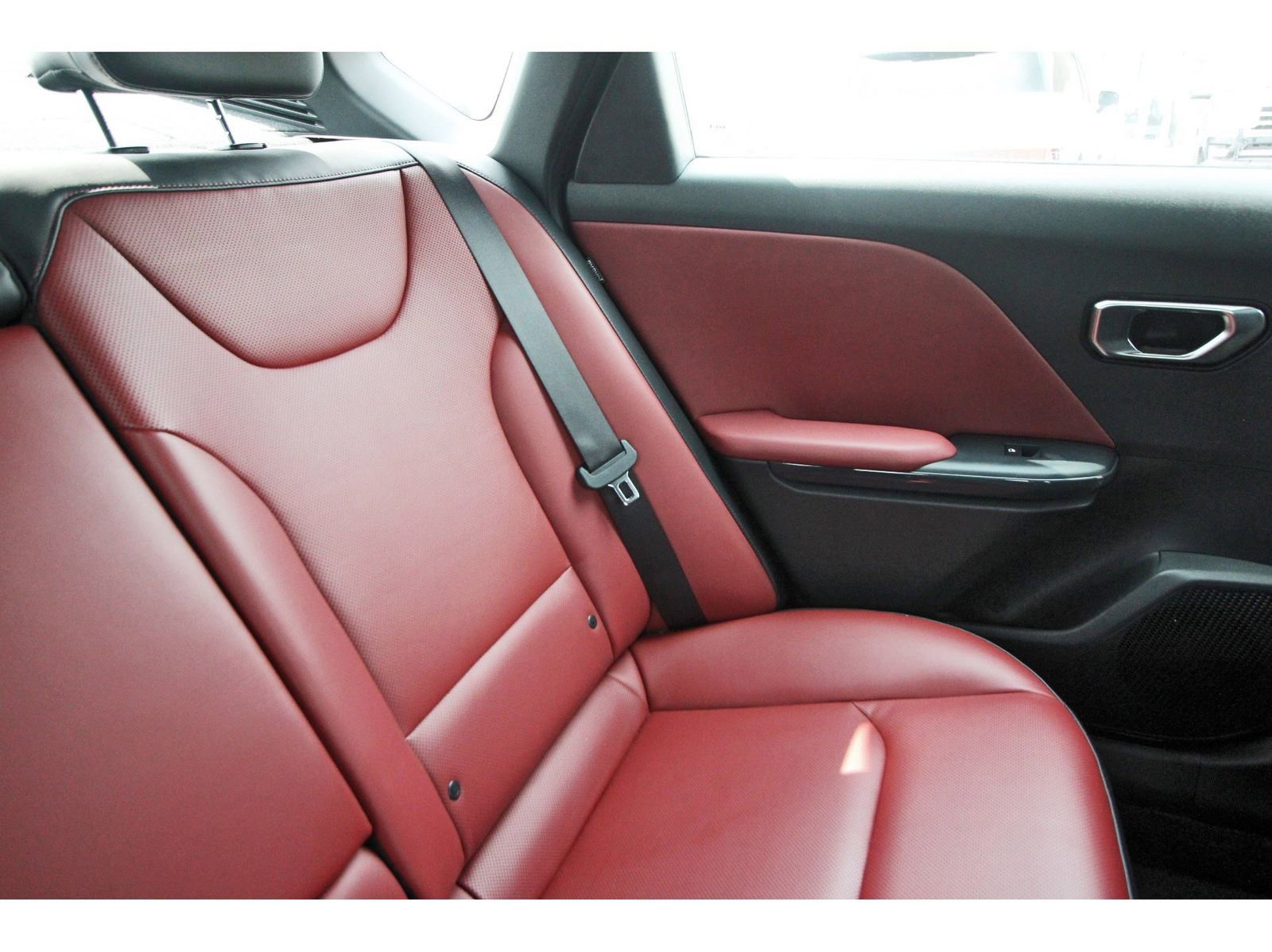 Used 2025 Kia K4 GT-Line w/ GT-Line Premium Package image 15