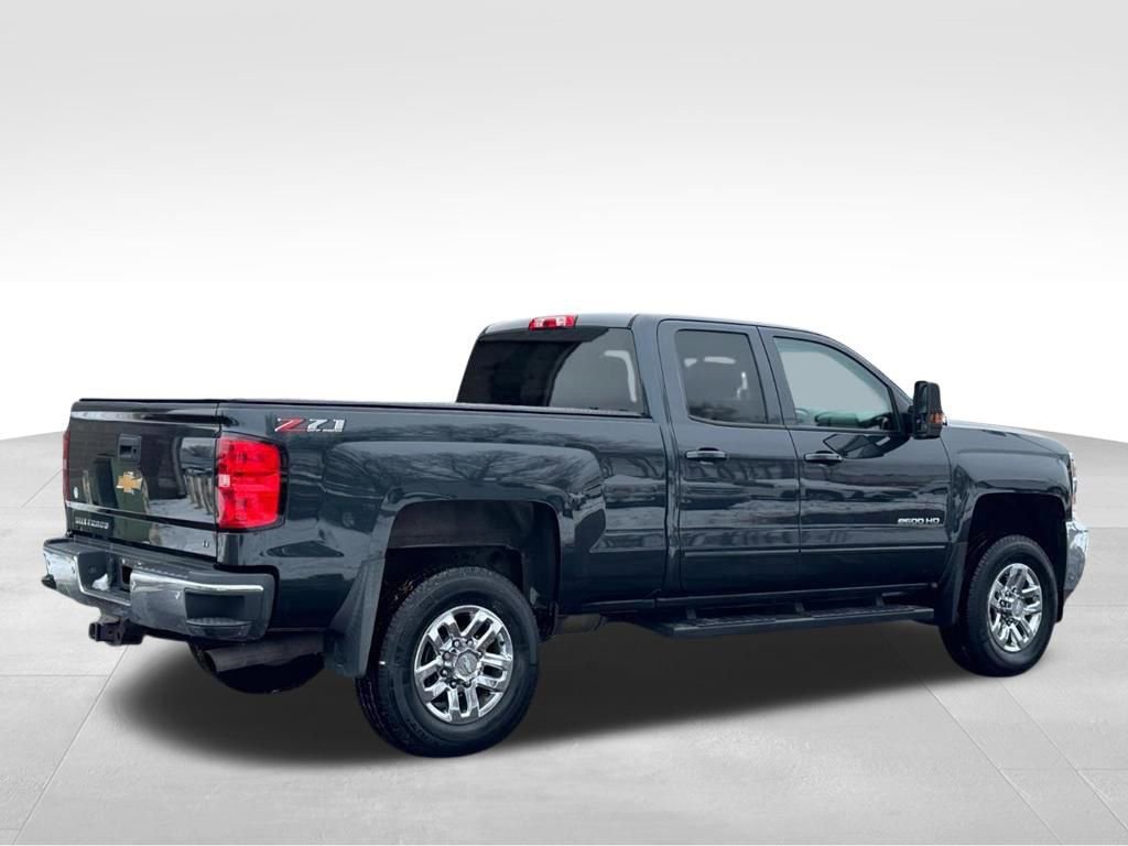 Used 2019 Chevrolet Silverado 2500 LT w/ LT Convenience Package image 6