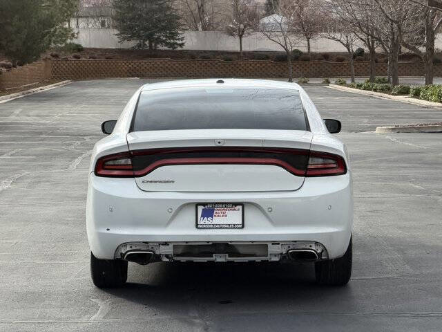 Used 2018 Dodge Charger SXT image 5